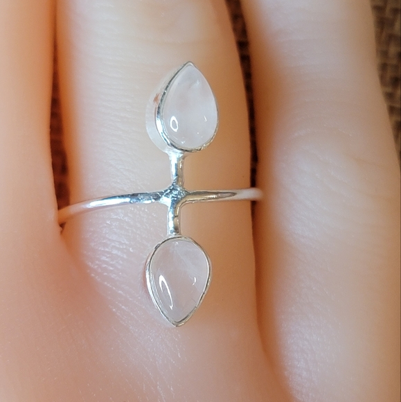Vintage Jewelry - Native Rose Quartz Stone Ring Size 8 Sterling Silver Boho Genuine Gemsto…